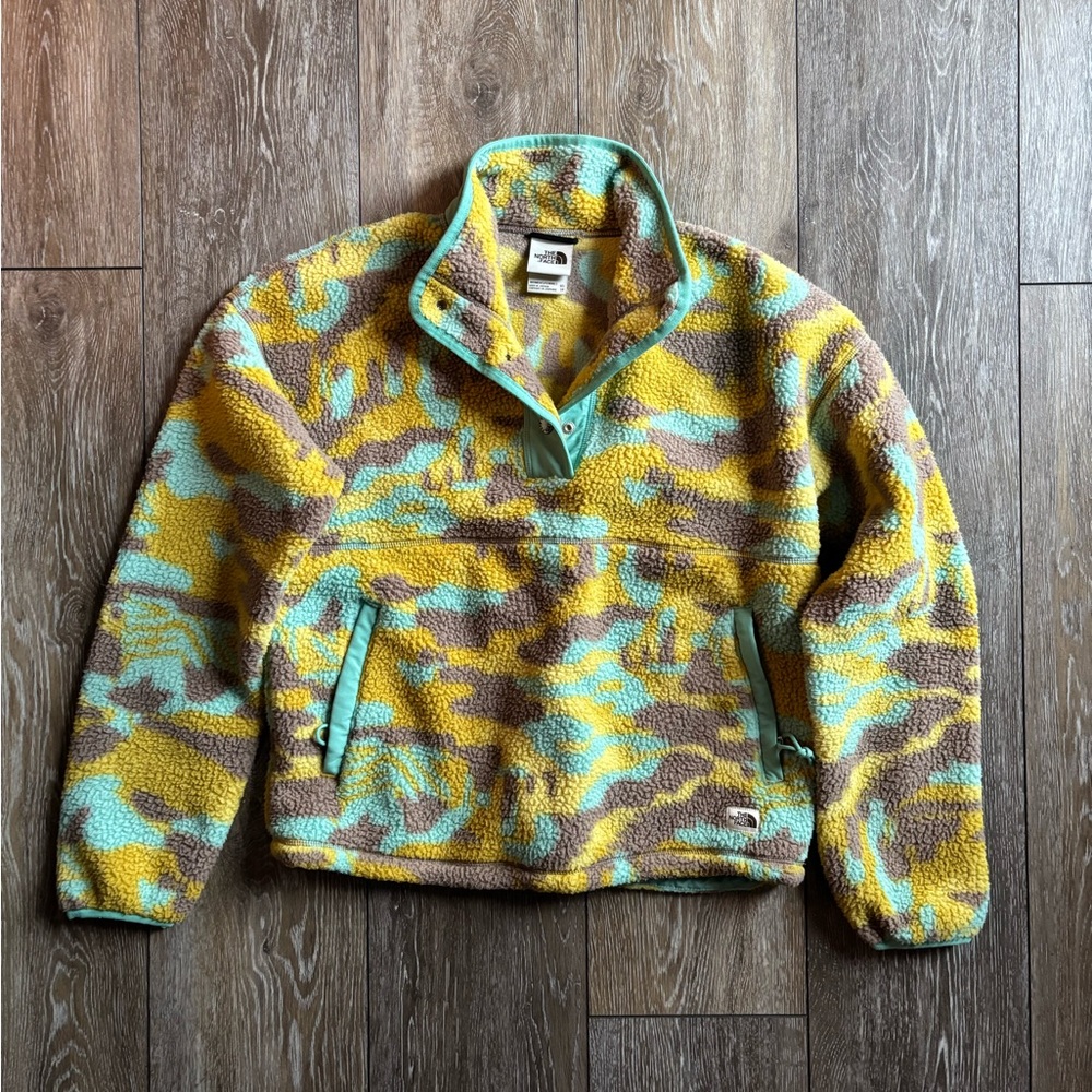 Northface camo fleece